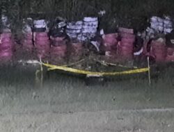 Bahaya ! Warga Temukan Bahan Peledak di Dasar Sungai Noelmina