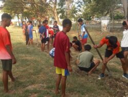Atlet Criket dari SKO Kupang Mulai Kerjakan Pembatas Net Criket
