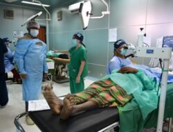 Buka Baksos Operasi Katarak, Yosef Lede: “Mata Adalah Jendela Kehidupan”