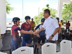Tiba di Kupang, Peserta Balap Sepeda Internasional Tour de ENTETE, Dijamu Bupati dan Wakil