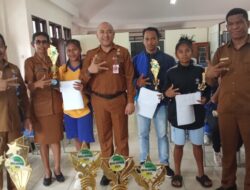 Serahkan Hadiah Lomba, Ernest Ludji: “Permainan Tradisional Harus Kita Hidupkan Kembali, Demi…