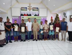 Sekitar 574 Warga Kelurahan Batakte, Terima Sertipikat Tanah