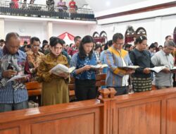 Pdt. Adolfina, Pensiun, Bupati Kupang Sampaikan Apresiasi