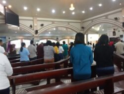 Asisten II Setda Kota Kupang Ajak ASN Maknai Penderitaan Kristus untuk Perkuat Pelayanan dan Toleransi