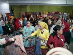 Tak Kalah Saing, Kain Tenun Ikat Belu Siap Berkompetisi di Ibu Kota
