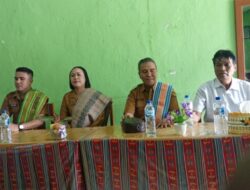 Sertijab Kepala SDI Oepura 3 Berlangsung Haru