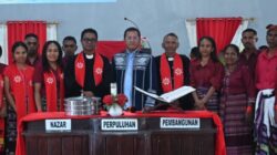 Hadiri Ibadah Pemandirian GMIT Sion Manuat dan Serah terima Pelayanan, Yos Lede: “Rawat Persekutuan”