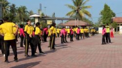 Kapolres Kupang Pimpin Senam Bersama Personel dan Bhayangkari